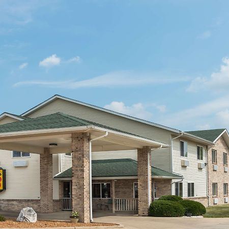 Super 8 By Wyndham Greenville Екстериор снимка